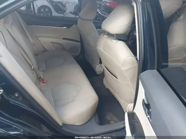 4T1B11HK2KU281114 2019 TOYOTA CAMRY - Image 8