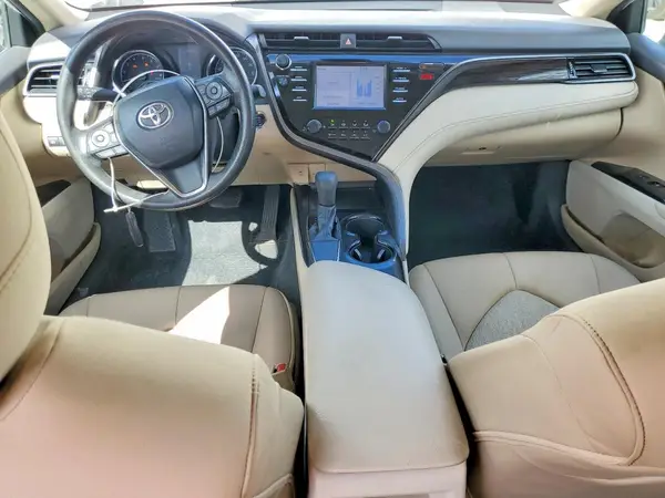 4T1B11HK2KU283879 2019 TOYOTA CAMRY - Image 8