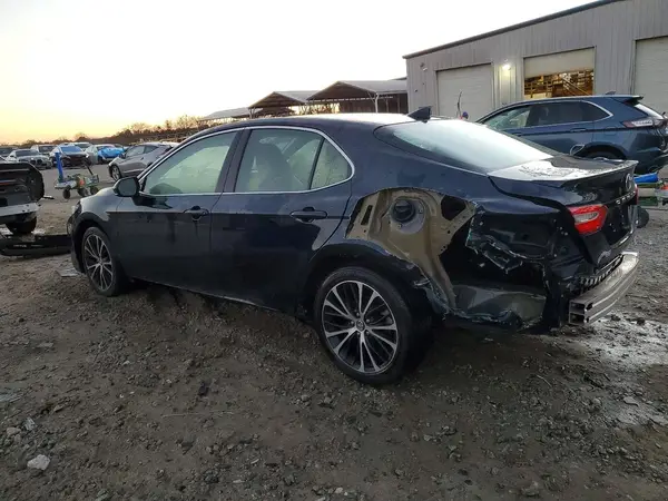 4T1B11HK2KU283896 2019 TOYOTA CAMRY - Image 2