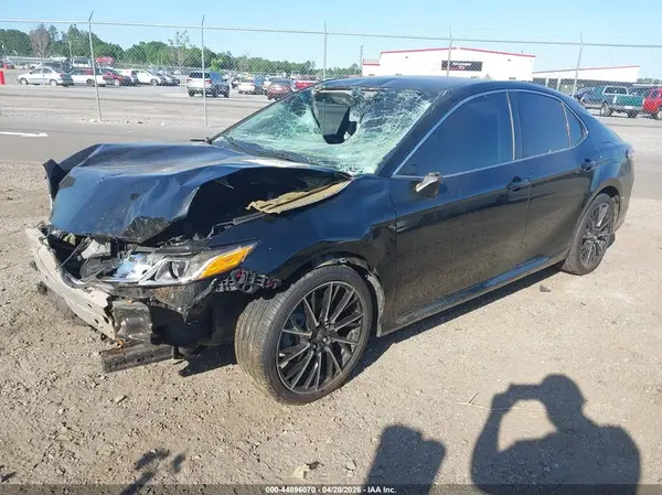 4T1B11HK2KU284286 2019 TOYOTA CAMRY - Image 2