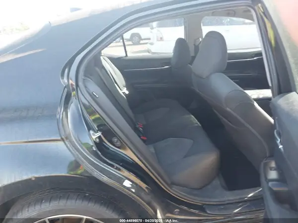 4T1B11HK2KU284286 2019 TOYOTA CAMRY - Image 8