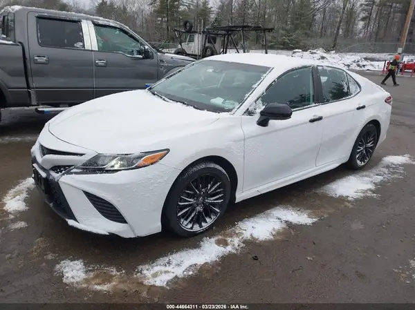 4T1B11HK2KU284613 2019 TOYOTA CAMRY - Image 2