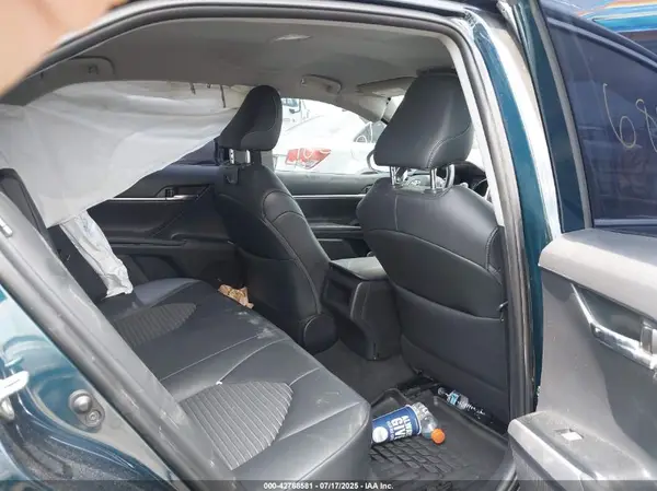 4T1B11HK2KU284742 2019 TOYOTA CAMRY - Image 8