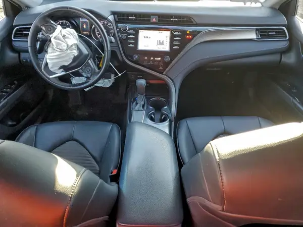 4T1B11HK2KU288676 2019 TOYOTA CAMRY - Image 8