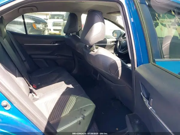 4T1B11HK2KU290136 2019 TOYOTA CAMRY - Image 8