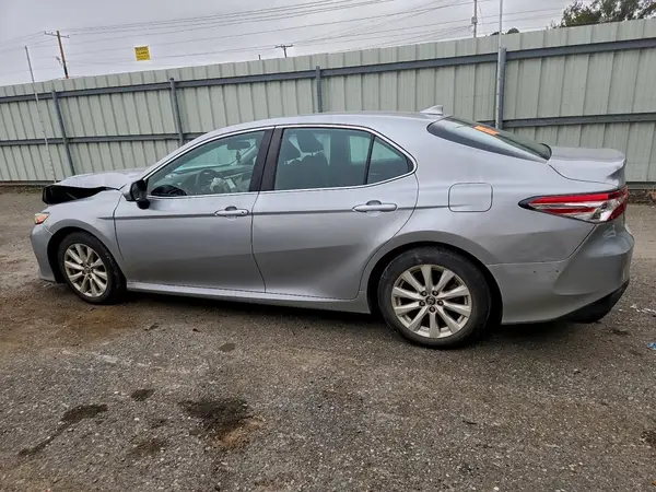 4T1B11HK2KU290251 2019 TOYOTA CAMRY - Image 2