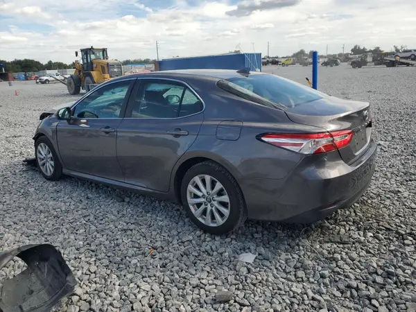 4T1B11HK2KU291657 2019 TOYOTA CAMRY - Image 2