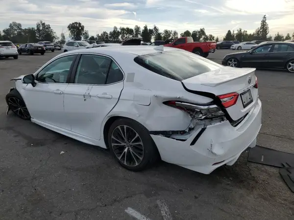 4T1B11HK2KU296602 2019 TOYOTA CAMRY - Image 2