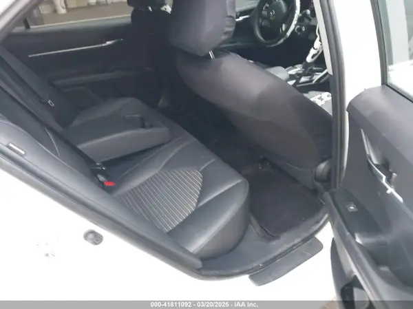 4T1B11HK2KU297216 2019 TOYOTA CAMRY - Image 8