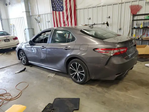 4T1B11HK2KU299032 2019 TOYOTA CAMRY - Image 2