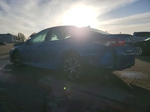 4T1B11HK2KU299127 2019 TOYOTA CAMRY - Image 2