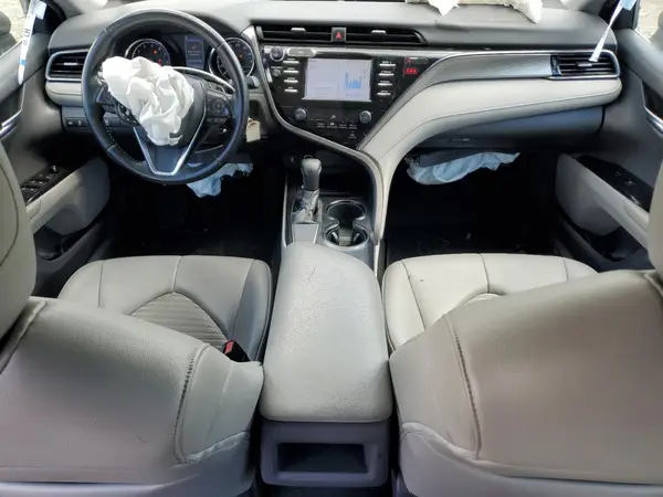 4T1B11HK2KU299306 2019 TOYOTA CAMRY - Image 8