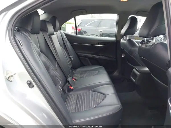 4T1B11HK2KU299628 2019 TOYOTA CAMRY - Image 8