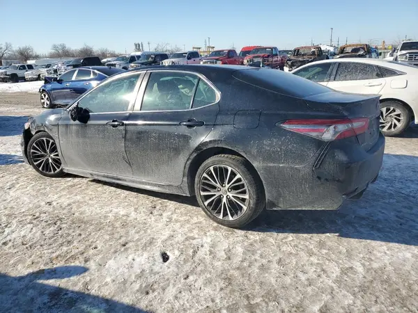 4T1B11HK2KU300048 2019 TOYOTA CAMRY - Image 2