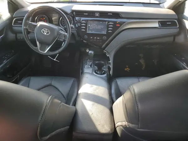 4T1B11HK2KU300048 2019 TOYOTA CAMRY - Image 8