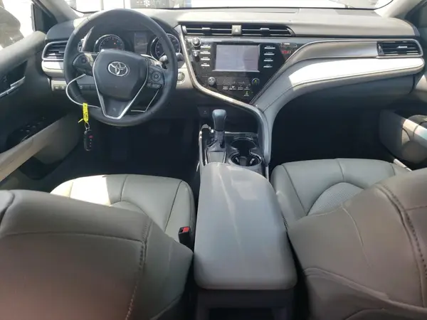 4T1B11HK2KU681979 2019 TOYOTA CAMRY - Image 8