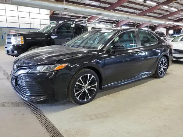 4T1B11HK2KU685224 2019 TOYOTA CAMRY - Image 1