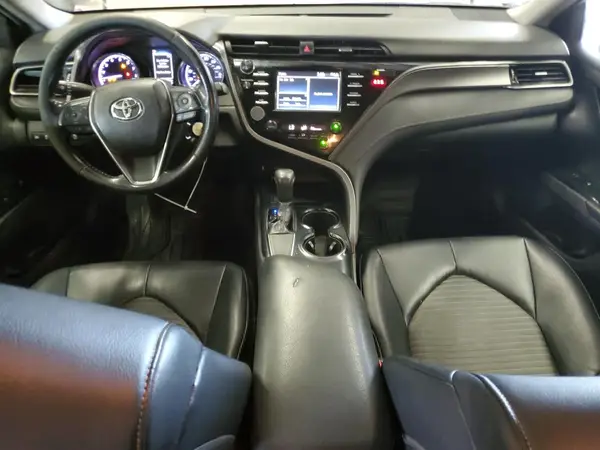 4T1B11HK2KU685224 2019 TOYOTA CAMRY - Image 8
