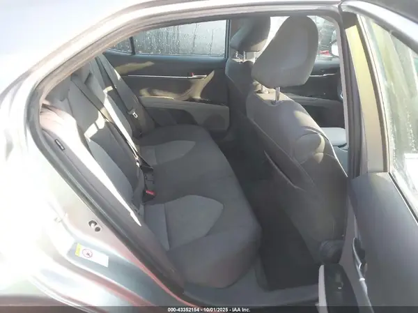 4T1B11HK2KU693548 2019 TOYOTA CAMRY - Image 8