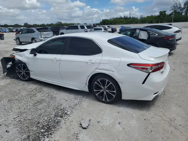 4T1B11HK2KU695056 2019 TOYOTA CAMRY - Image 2