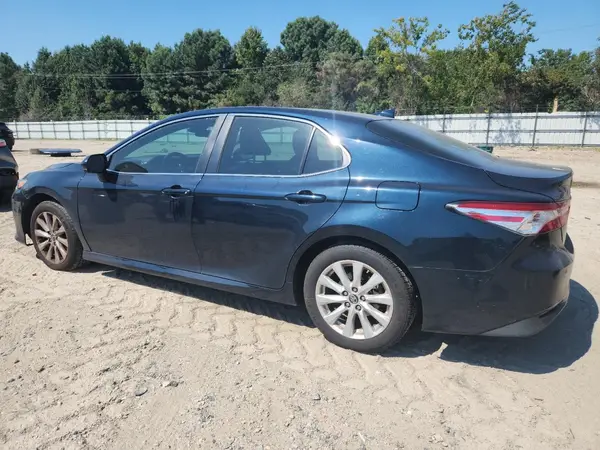 4T1B11HK2KU696465 2019 TOYOTA CAMRY - Image 2