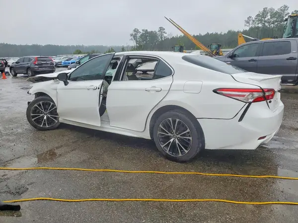 4T1B11HK2KU697597 2019 TOYOTA CAMRY - Image 2