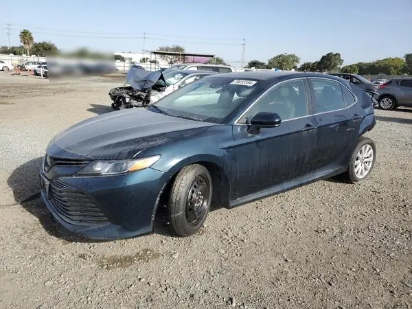 4T1B11HK2KU700742 2019 TOYOTA CAMRY - Image 1
