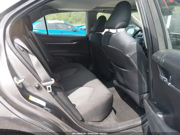 4T1B11HK2KU705133 2019 TOYOTA CAMRY - Image 8