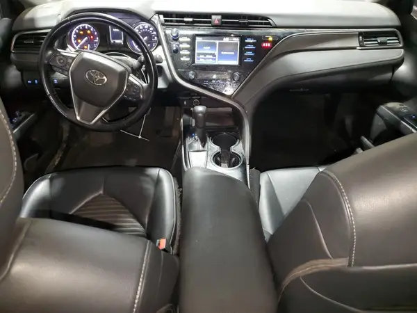 4T1B11HK2KU705858 2019 TOYOTA CAMRY - Image 8