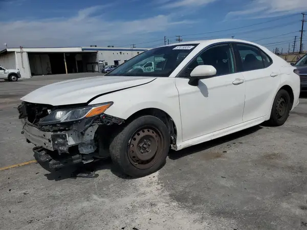 4T1B11HK2KU707075 2019 TOYOTA CAMRY - Image 1