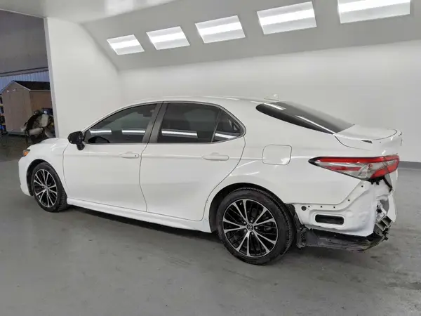 4T1B11HK2KU709361 2019 TOYOTA CAMRY - Image 2
