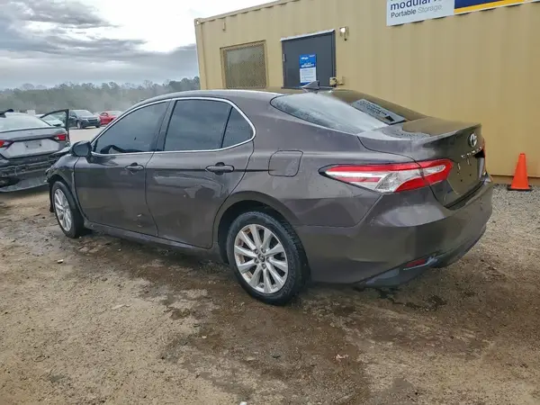 4T1B11HK2KU710431 2019 TOYOTA CAMRY - Image 2