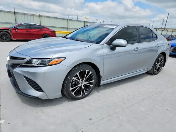 4T1B11HK2KU711112 2019 TOYOTA CAMRY - Image 1