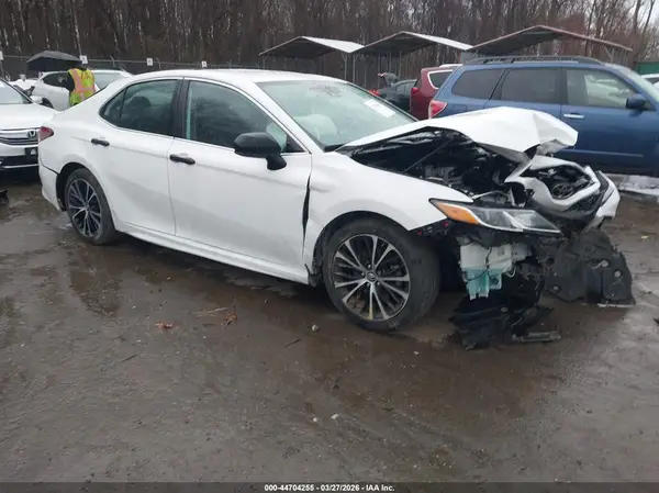 4T1B11HK2KU711708 2019 TOYOTA CAMRY - Image 1