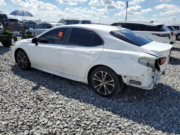 4T1B11HK2KU713202 2019 TOYOTA CAMRY - Image 2