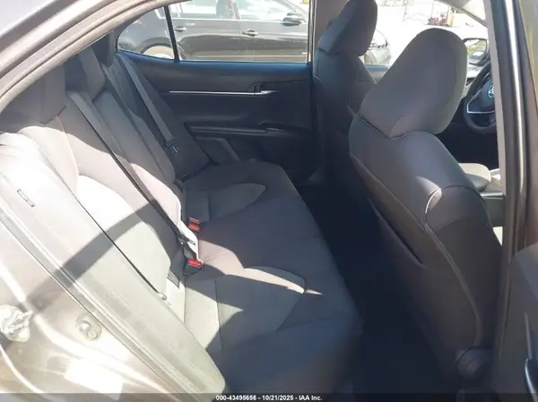 4T1B11HK2KU715449 2019 TOYOTA CAMRY - Image 8