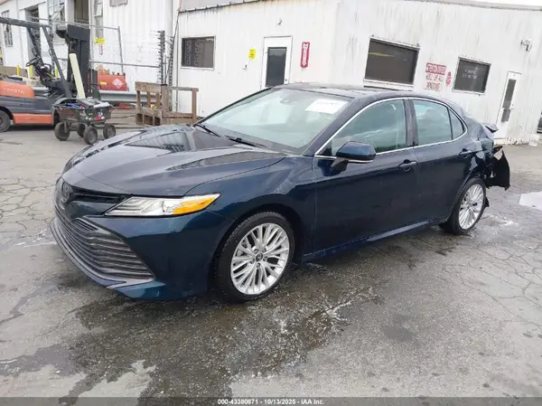 4T1B11HK2KU716276 2019 TOYOTA CAMRY - Image 2