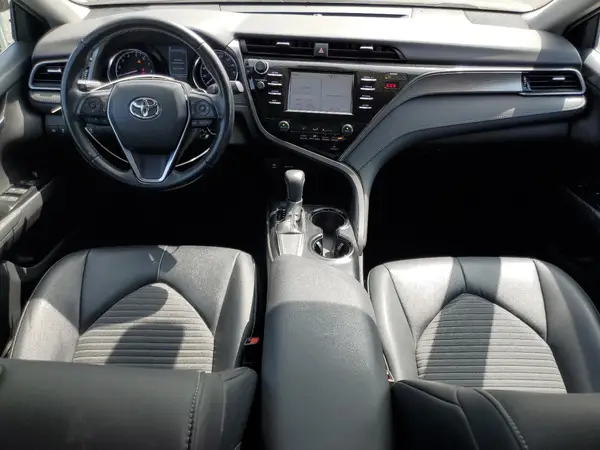 4T1B11HK2KU719324 2019 TOYOTA CAMRY - Image 8