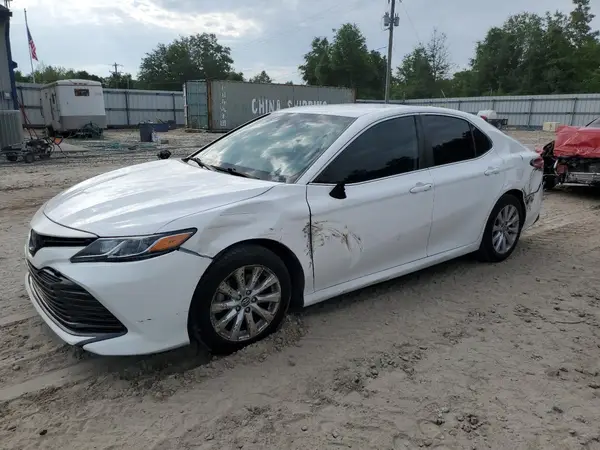 4T1B11HK2KU719470 2019 TOYOTA CAMRY - Image 1