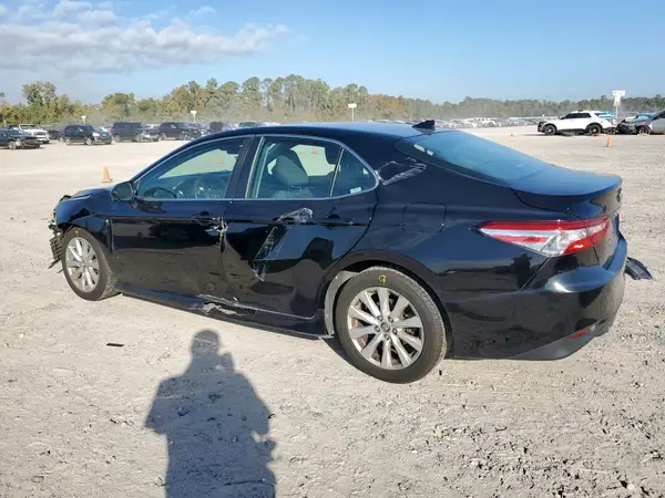 4T1B11HK2KU720490 2019 TOYOTA CAMRY - Image 2