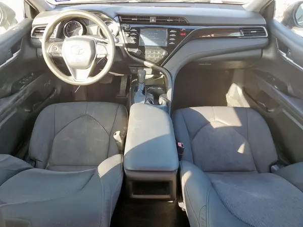 4T1B11HK2KU720490 2019 TOYOTA CAMRY - Image 8