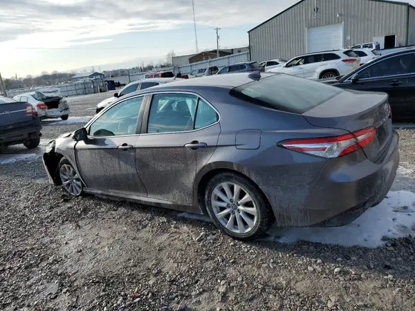 4T1B11HK2KU721428 2019 TOYOTA CAMRY - Image 2