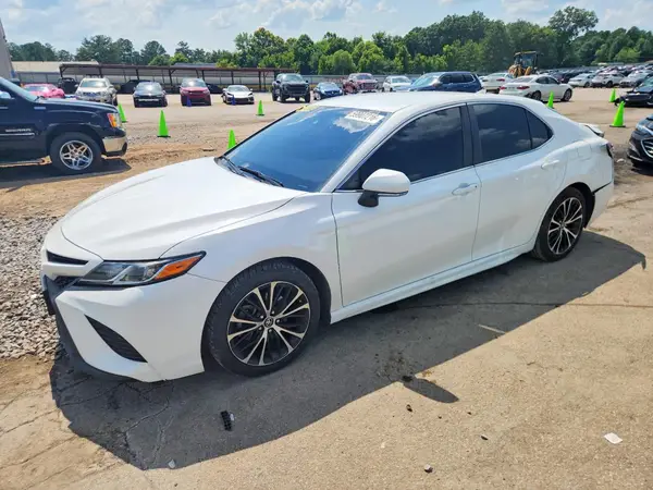 4T1B11HK2KU725477 2019 TOYOTA CAMRY - Image 1