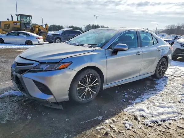 4T1B11HK2KU725608 2019 TOYOTA CAMRY - Image 1