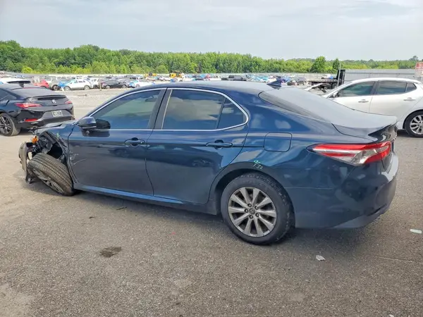 4T1B11HK2KU726449 2019 TOYOTA CAMRY - Image 2