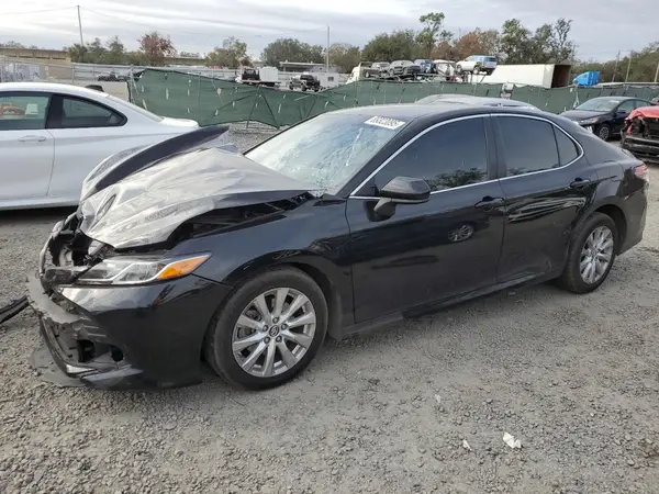 4T1B11HK2KU727794 2019 TOYOTA CAMRY - Image 1