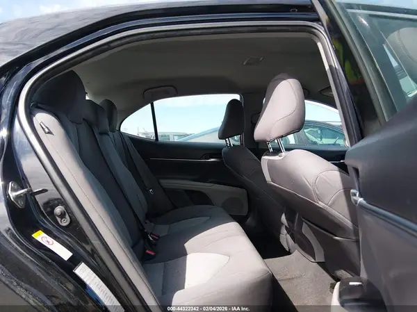 4T1B11HK2KU730811 2019 TOYOTA CAMRY - Image 8