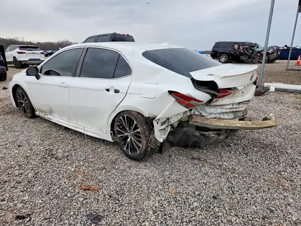 4T1B11HK2KU731277 2019 TOYOTA CAMRY - Image 2