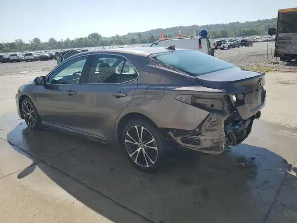 4T1B11HK2KU734633 2019 TOYOTA CAMRY - Image 2