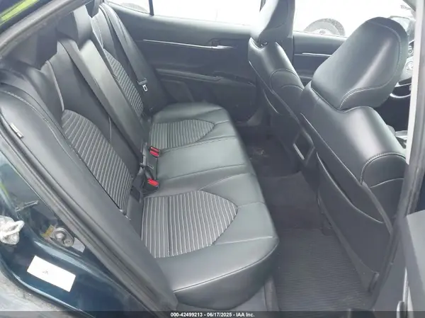 4T1B11HK2KU738133 2019 TOYOTA CAMRY - Image 8